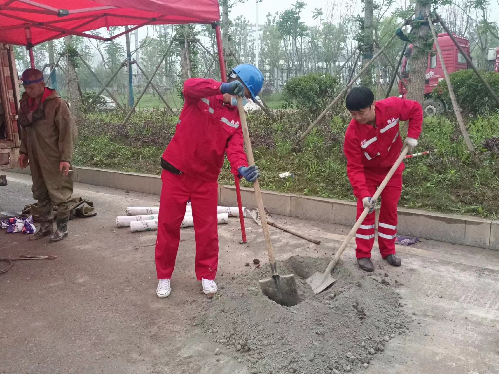 峨边管道疏通哪家好】及时进行市政管道清淤